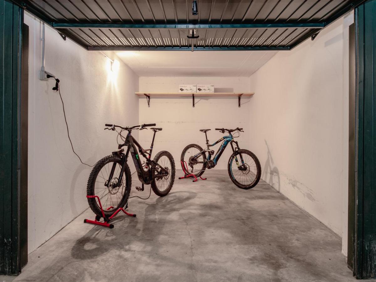 Le Mura Vecchie Lecco Bagian luar foto